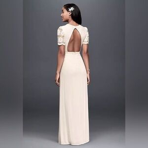 Soieblu • Short Sleeve V-Neck Mixed Lace Sheath Dress